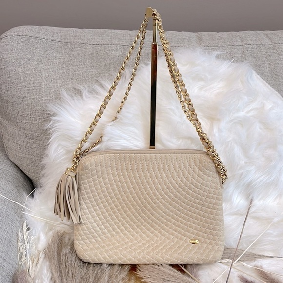Bally Handbags - EUC Bally - Vintage Cream Diamond Quilted Leather Convertible Shoulder Purse‌‌